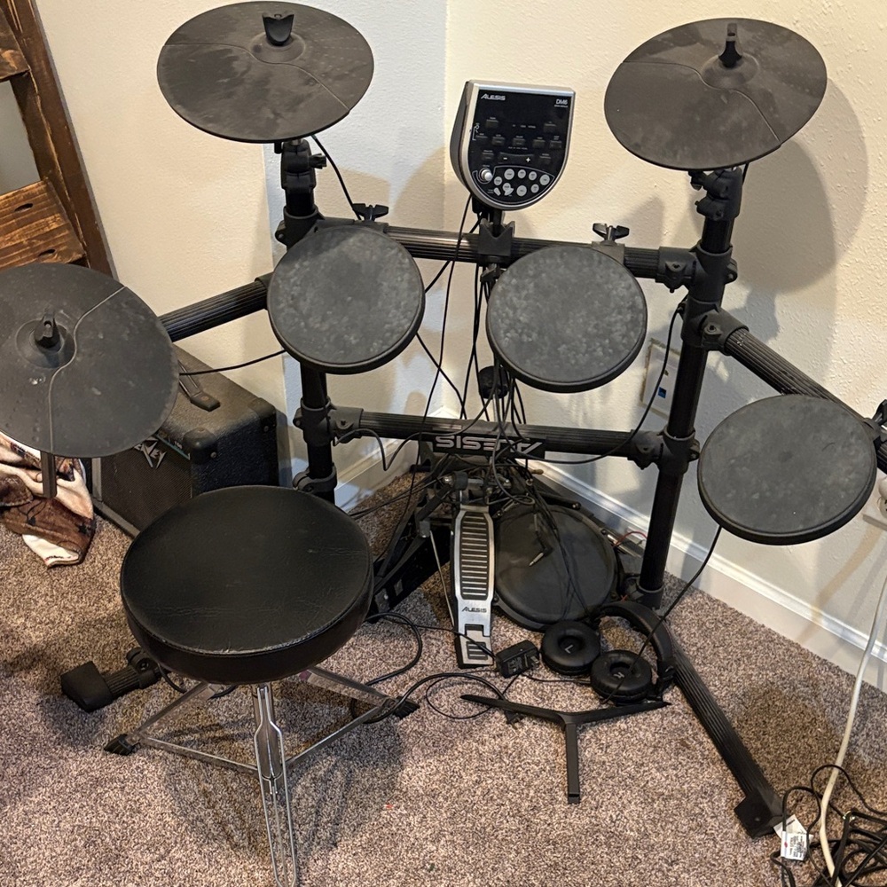 Alesis Black Electronic Drum Set with Stool